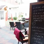Trattoria & - Casa Da Enzo גוסלר